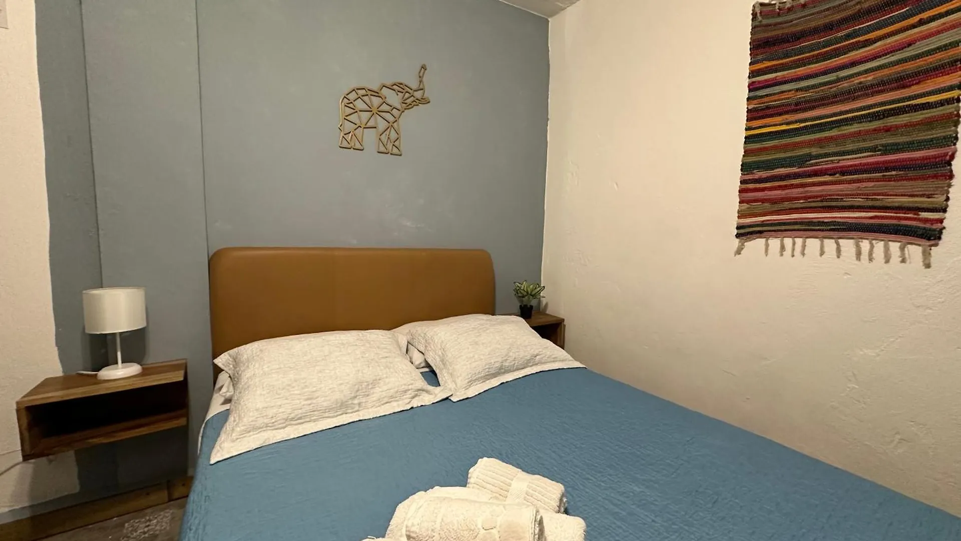 Guest house Hotel Casa Lucca Medellin Colombia